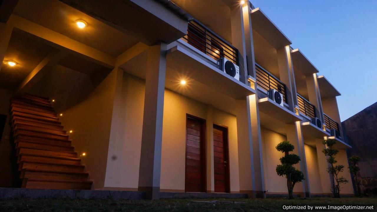 Hastina Hotel Lombok Mataram Exterior photo