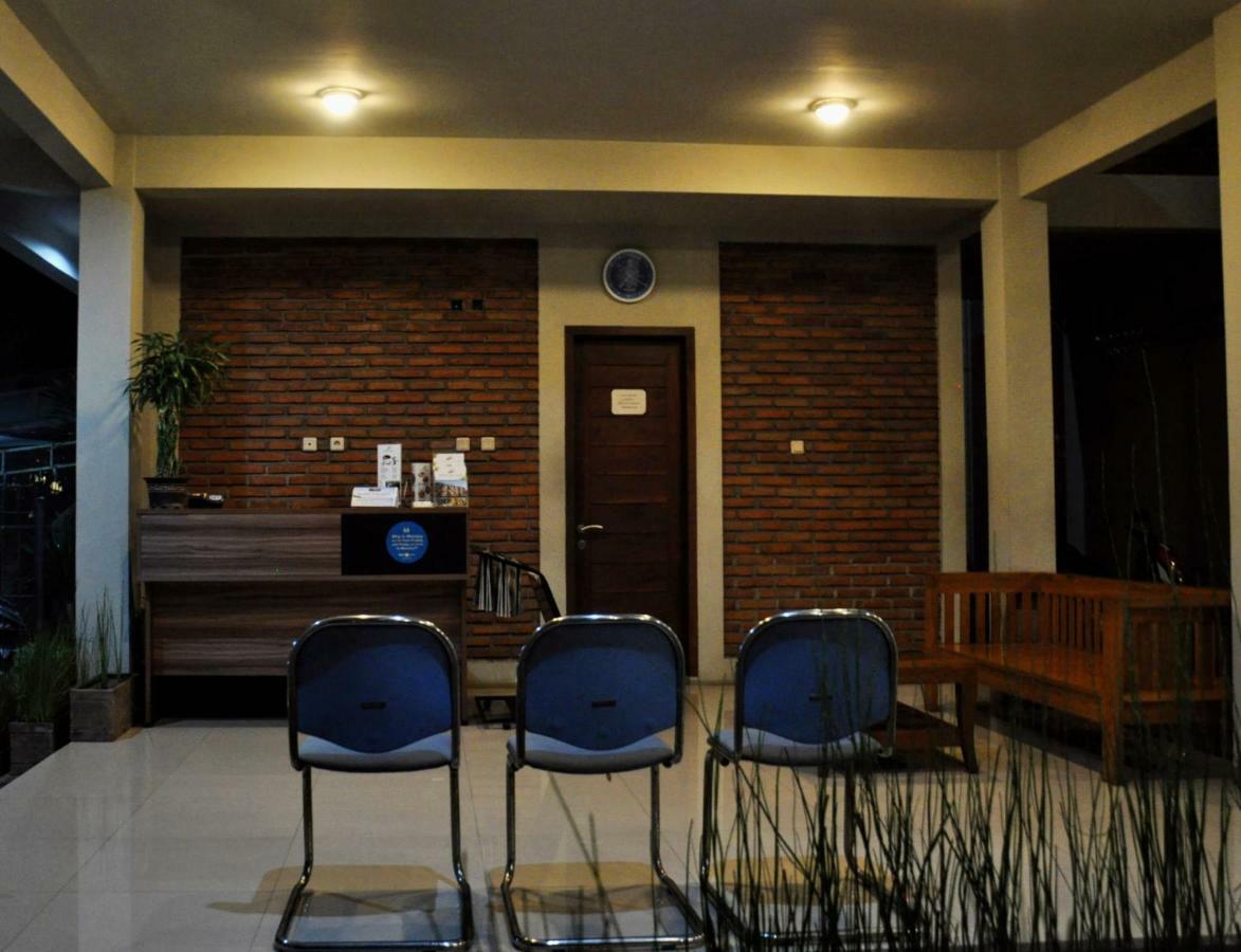 Hastina Hotel Lombok Mataram Exterior photo