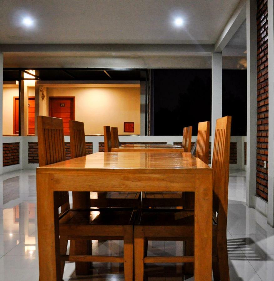 Hastina Hotel Lombok Mataram Exterior photo