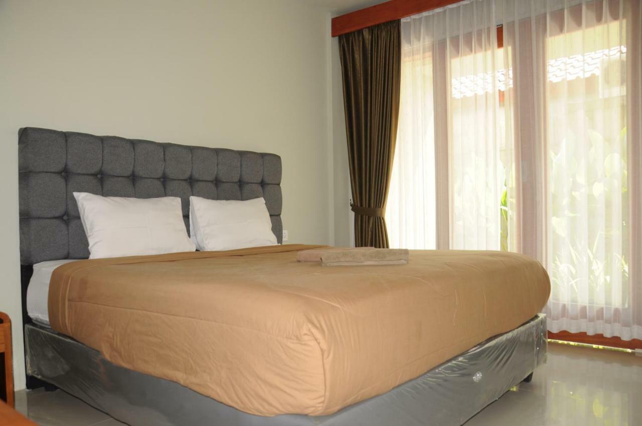 Hastina Hotel Lombok Mataram Exterior photo